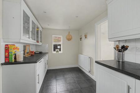 4 bedroom Detached house for sale in Main Road, Stickney, PE22