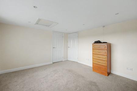 4 bedroom Detached house for sale in Main Road, Stickney, PE22