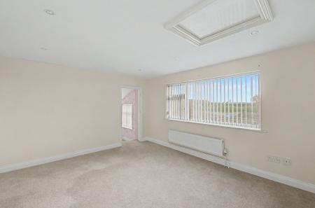 4 bedroom Detached house for sale in Main Road, Stickney, PE22