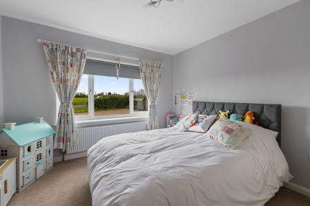 2 bedroom Detached bungalow for sale in Saundergate Lane East, Wyberton, PE21