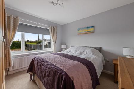 2 bedroom Detached bungalow for sale in Saundergate Lane East, Wyberton, PE21