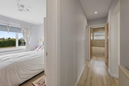 2 bedroom Detached bungalow for sale in Saundergate Lane East, Wyberton, PE21