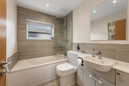 2 bedroom Detached bungalow for sale in Saundergate Lane East, Wyberton, PE21