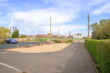 2 bedroom Detached bungalow for sale in Horncastle Road, Boston, PE21