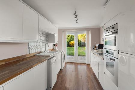 2 bedroom Semi-detached house for sale in Kingsway, Boston, PE21