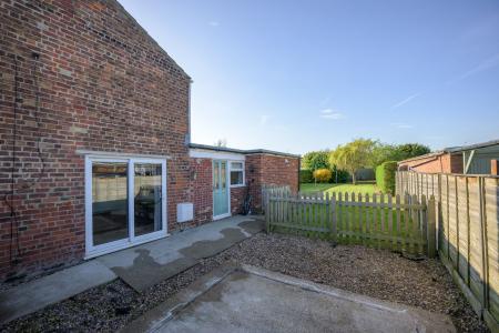 2 bedroom Semi-detached house for sale in Kingsway, Boston, PE21