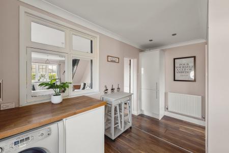 2 bedroom Semi-detached house for sale in Kingsway, Boston, PE21