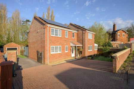 4 bedroom Detached house for sale in Horncastle Road, Boston, PE21