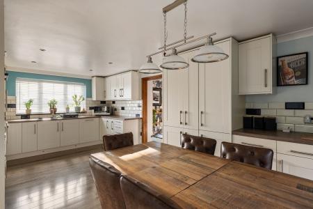 4 bedroom Detached house for sale in Horncastle Road, Boston, PE21