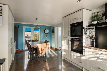 4 bedroom Detached house for sale in Horncastle Road, Boston, PE21