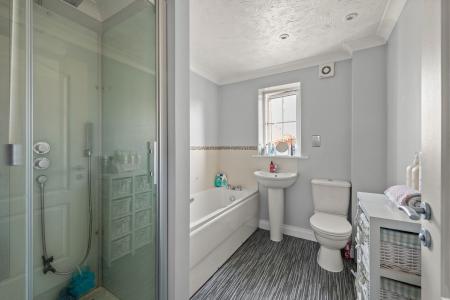 3 bedroom End of terrace house for sale in Harrow Place, Boston, PE21