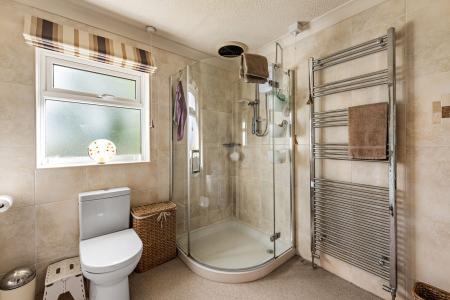 4 bedroom Detached house for sale in Holmes Road, Kirton Holme, PE20