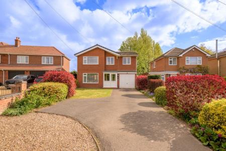 4 bedroom Detached house for sale in Holmes Road, Kirton Holme, PE20