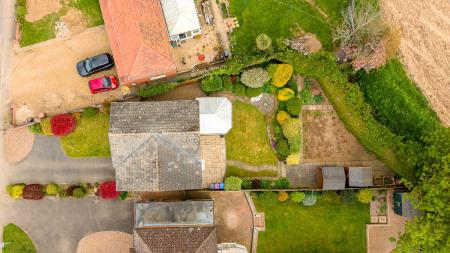 4 bedroom Detached house for sale in Holmes Road, Kirton Holme, PE20