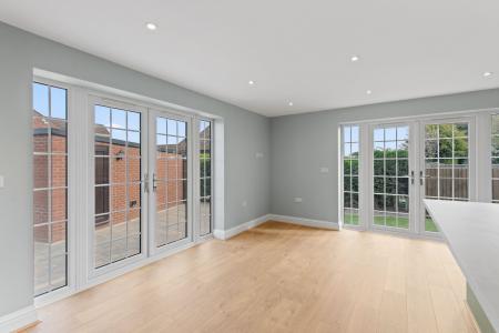 4 bedroom Detached house for sale in Oak House Lane, Freiston, PE22