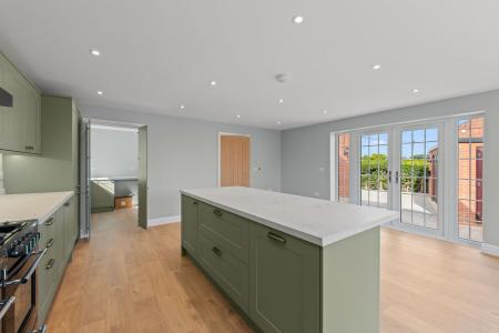 4 bedroom Detached house for sale in Oak House Lane, Freiston, PE22