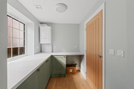 4 bedroom Detached house for sale in Oak House Lane, Freiston, PE22