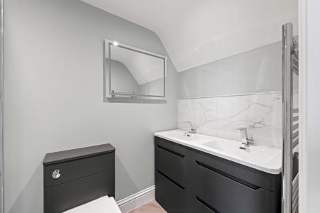 4 bedroom Detached house for sale in Oak House Lane, Freiston, PE22