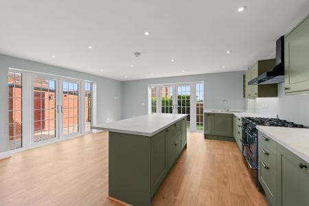 4 bedroom Detached house for sale in Oak House Lane, Freiston, PE22