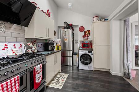 4 bedroom Semi-detached house for sale in Browns Drove, Swineshead, PE20