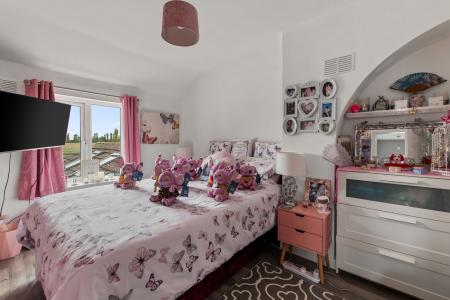 4 bedroom Semi-detached house for sale in Browns Drove, Swineshead, PE20