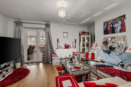 4 bedroom Semi-detached house for sale in Browns Drove, Swineshead, PE20