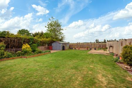 4 bedroom Semi-detached house for sale in Browns Drove, Swineshead, PE20