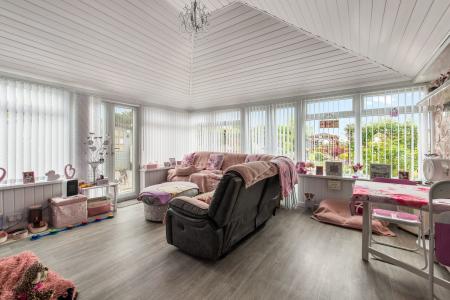 4 bedroom Semi-detached house for sale in Browns Drove, Swineshead, PE20