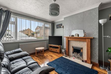 3 bedroom Semi-detached house for sale in Woodside, Boston, PE21