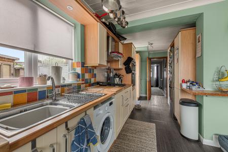 3 bedroom Semi-detached house for sale in Woodside, Boston, PE21