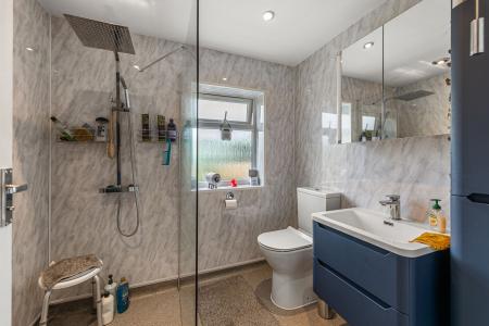 3 bedroom Semi-detached house for sale in Woodside, Boston, PE21