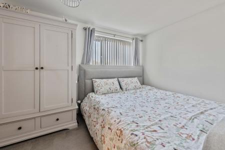 4 bedroom Semi-detached house for sale in Swift Gardens, Kirton, PE20