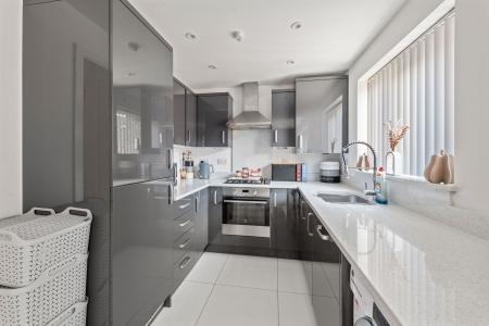4 bedroom Semi-detached house for sale in Swift Gardens, Kirton, PE20