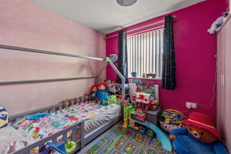 4 bedroom Semi-detached house for sale in Swift Gardens, Kirton, PE20