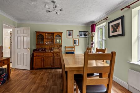 4 bedroom Detached house for sale in Cemetery Road, Bicker, PE20