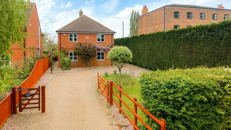 Cemetery Road, Bicker, PE20