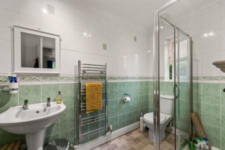 4 bedroom Detached house for sale in Cemetery Road, Bicker, PE20