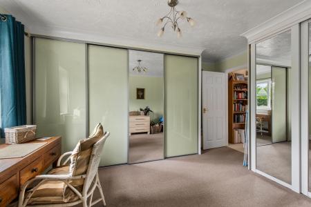 4 bedroom Detached house for sale in Cemetery Road, Bicker, PE20