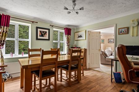 4 bedroom Detached house for sale in Cemetery Road, Bicker, PE20
