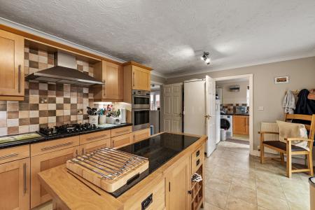 4 bedroom Detached house for sale in Cemetery Road, Bicker, PE20