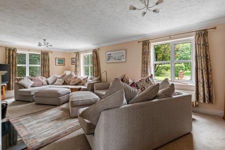 4 bedroom Detached house for sale in Cemetery Road, Bicker, PE20
