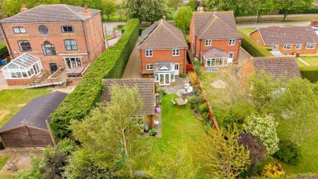 4 bedroom Detached house for sale in Cemetery Road, Bicker, PE20