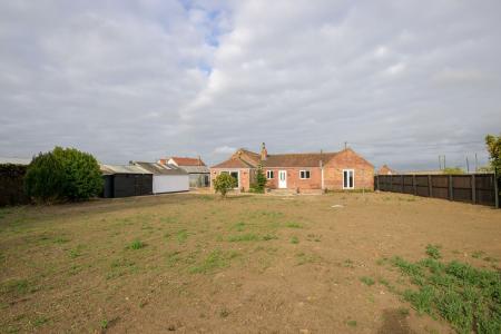 3 bedroom Semi-detached bungalow for sale in Station Road, Midville, PE22
