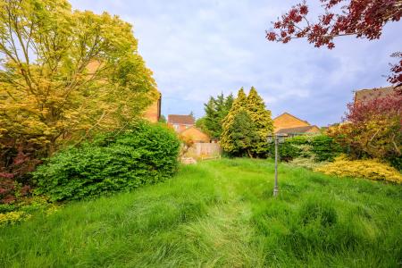 2 bedroom Semi-detached house for sale in Burrows Close, Boston, PE21