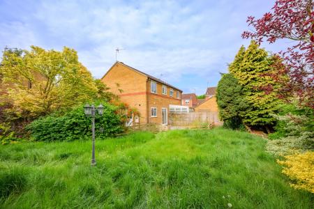 2 bedroom Semi-detached house for sale in Burrows Close, Boston, PE21