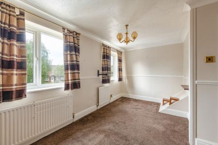 2 bedroom Semi-detached house for sale in Burrows Close, Boston, PE21