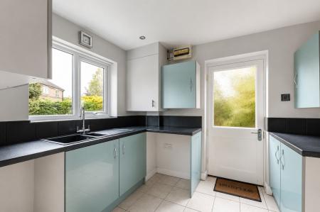 2 bedroom Semi-detached house for sale in Burrows Close, Boston, PE21