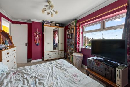 3 bedroom Semi-detached house for sale in Lenton Way, Frampton, PE20