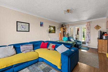 3 bedroom Semi-detached house for sale in Lenton Way, Frampton, PE20