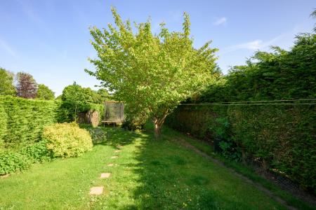 3 bedroom Semi-detached house for sale in Lenton Way, Frampton, PE20